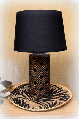 Lampa medená s čiernym klobúkom 