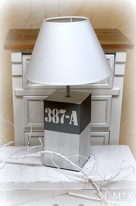 Lampa drevená noha 387-A