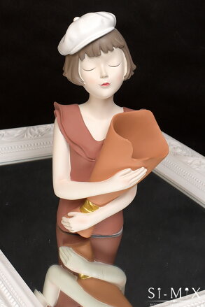 Socha slečny/34cm.
