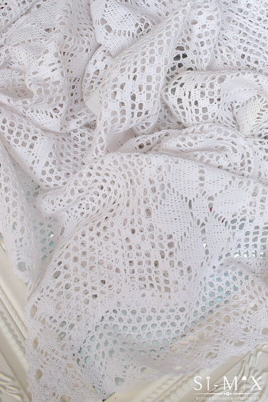 Obrus háčkovaný biely/120x120cm