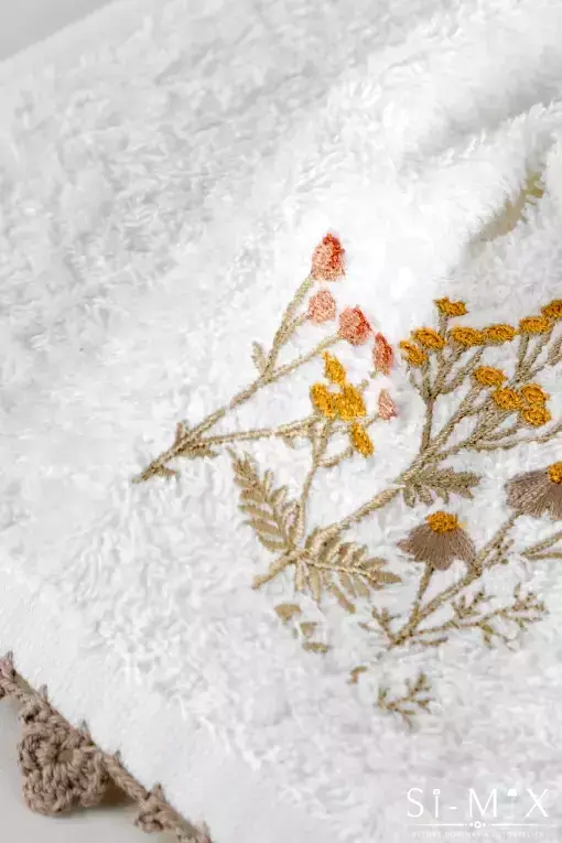 Osuška biela s výšivkou/70x140 480gsm